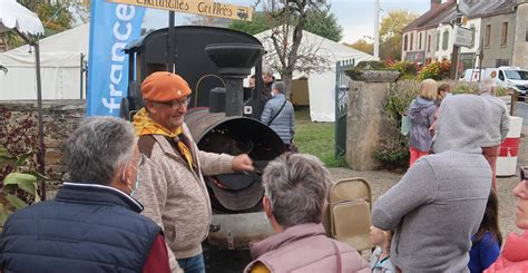 Éguzon la Fête de la châtaigne régale le Val de Creuse