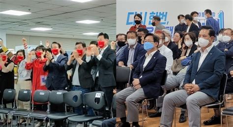 방송3사 출구조사 대전·세종 접전 충남·충북 국힘 우세