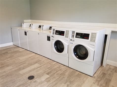 Advantages of upgrading your commercial laundry equipment - Southeastern Laundry