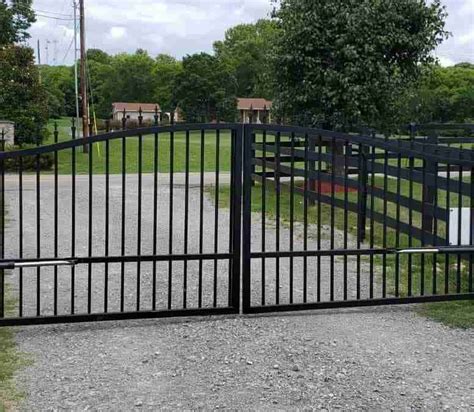 How To Make Your Own Driveway Gates Driveway Gates Rick S Custom