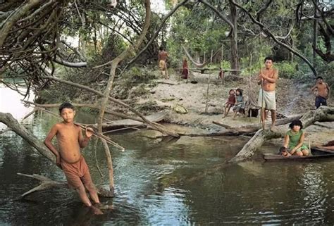 Bộ tộc ngủ siêu ít sinh sống trong rừng Amazon