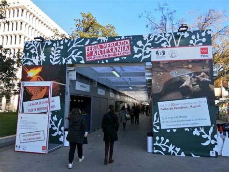 Vuelve La Feria Mercado De Artesan A De Navidad Al Paseo De Recoletos