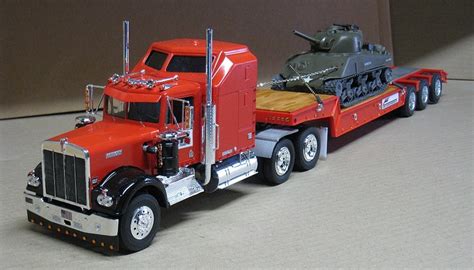 Lowboy Trailer 125 Scale Plastic Model Semi Truck Kit 880