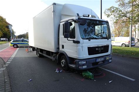 Schwerer Unfall LKW Erfasst Radfahrerin Antenne Sachsen