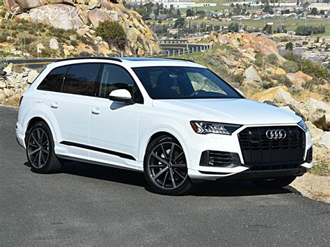 2020 Audi Q7 | Red Audi Sport Car