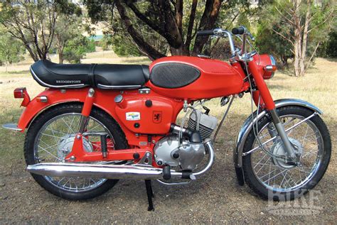 The Burgeoning Bridgestone Motorcycle Collection - Old Bike Australasia