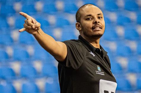 Equipes De Basquete De Araraquara Jogam Neste S Bado Pelos