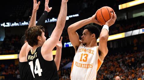 How to watch Tennessee basketball vs. FGCU on live stream