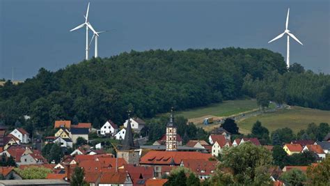 Gegenwind In Baden W Rttemberg Widerstand Gegen Windkraft Politik