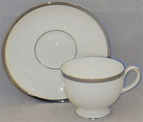 Set Of Wedgwood Carlyn Leigh Shape Footed Cup Saucer Sets Etsy