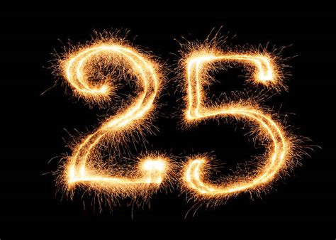 7.200+ Número 25 Fotos Fotografías de stock, fotos e imágenes libres de ...