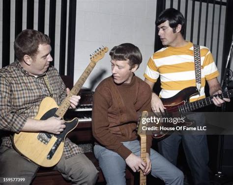 The Muscle Shoals Rhythm Section Photos and Premium High Res Pictures ...