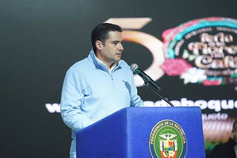 Vicepresidente Carrizo Dimite Como Ministro Para Iniciar Su Carrera Por