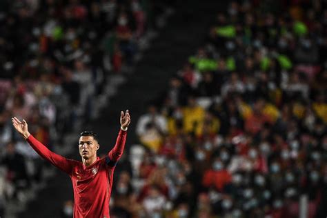 Cristiano Ronaldo As Reações Do Português Na Derrota De Portugal