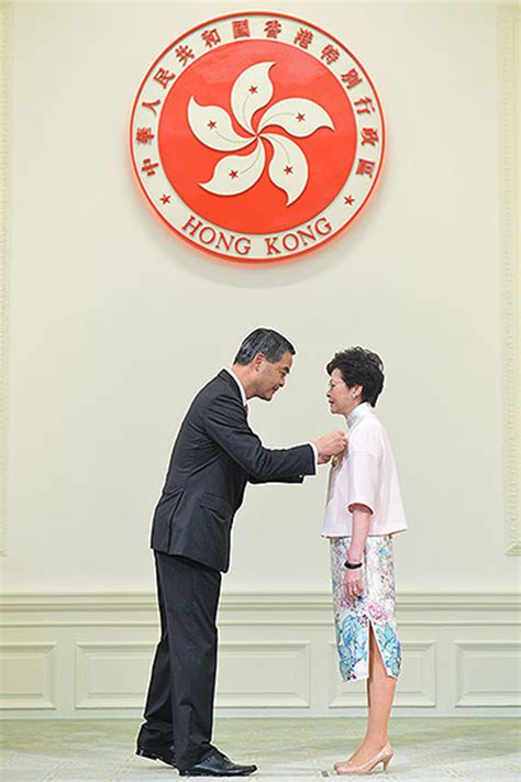 香港政务司司长林郑月娥等七人获授大紫荆勋章 港台来信 澎湃新闻 The Paper