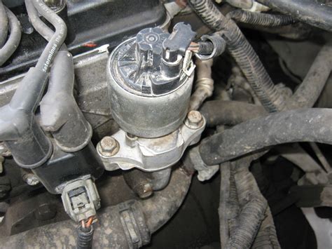 БЖ № 3 установка прокладки EGR — Chevrolet Lacetti Sedan, 1,4 л, 2008 ...