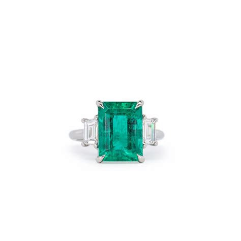 Platinum And Emerald Cut Ring - Simmons Fine Jewelry