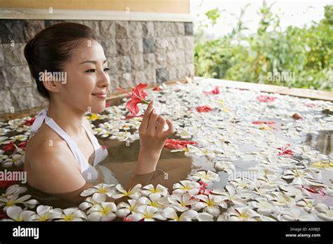 Women In Hot Tub Smiling Hi Res Stock Photography And Images Alamy