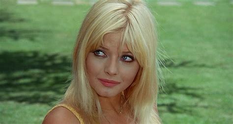 Death Laid an Egg (1968)