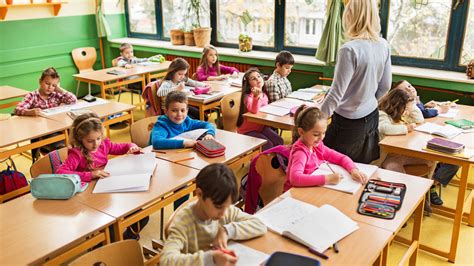 Réduire Le Nombre Délèves Par Classe Une étude Pèse Le Pour Et Le