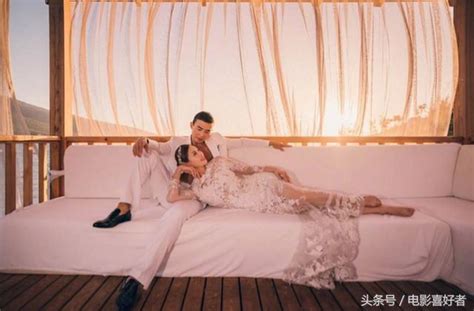 劉畊宏表白老婆 結婚10年婚紗照曝光，老婆秀s曲線 每日頭條