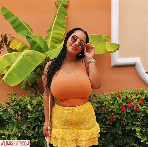 Katelyn Folasade Katelyn Runck Katelynsade Nude OnlyFans Instagram