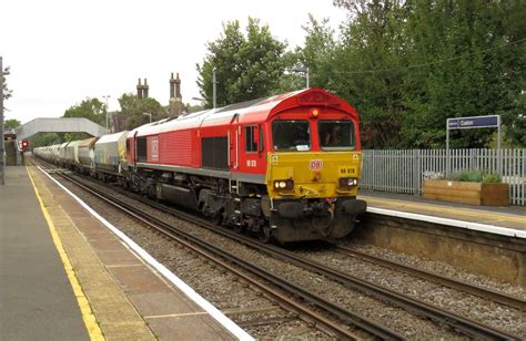 66078 Cuxton DB Cargo Class 66 No 66078 Passes Cuxton W Flickr