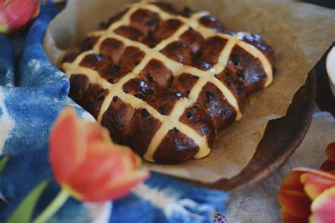Sourdough Spelt Hot Cross Buns Fare Isle