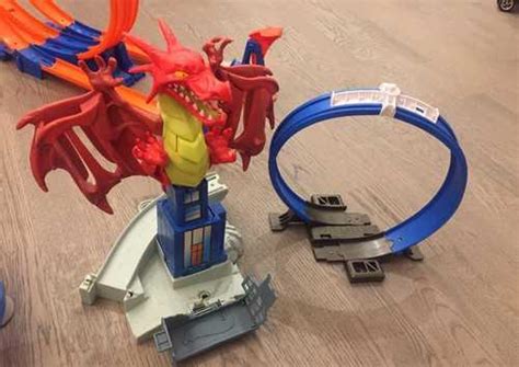 Трек битва с драконом Хот Вилс HOT wheels Москва Личные вещи Festima Ru мониторинг объявлений