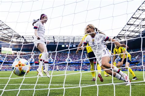 How Long Is Halftime in Soccer? | POPSUGAR Fitness UK