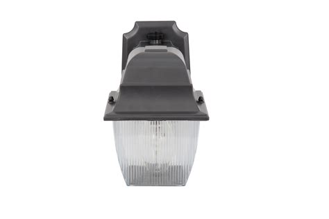 Outdoor Wall And Porch Lights Utilitech Dusk To Dawn Light 0293612 70w