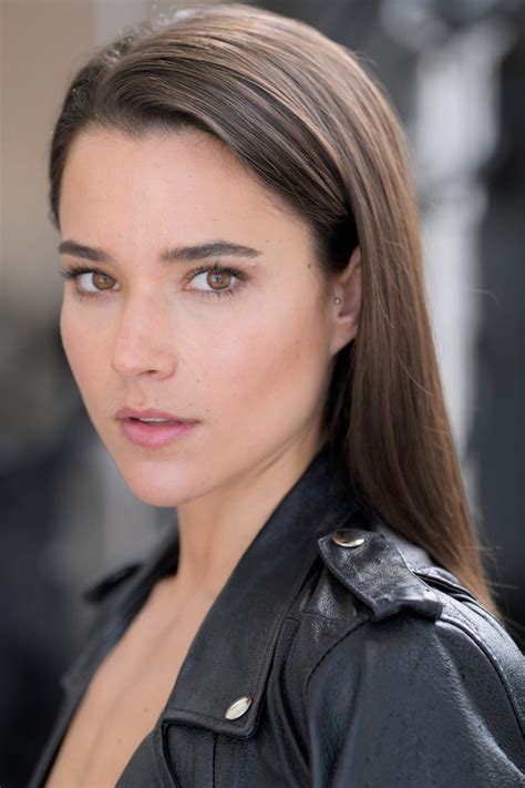 Rhiannon Fish Women Fish Print Hot Brunette