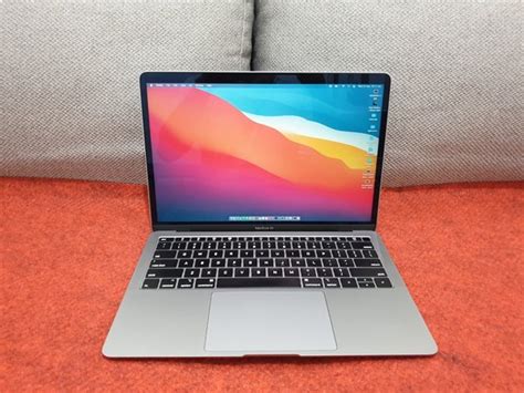 Jual MacBook Air 13inch Retina 2019 Core I5 Ram 8GB SSD 256GB QHD IOS