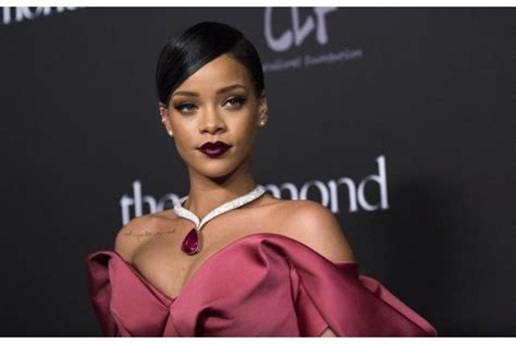 Rihanna Fala Sobre O Novo Relacionamento E O Sonho De Ser M E