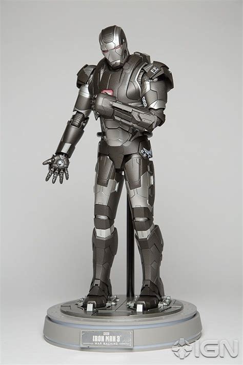 Examining Hot Toys Sideshow S Iron Man 3 War Machine And Iron Patriot