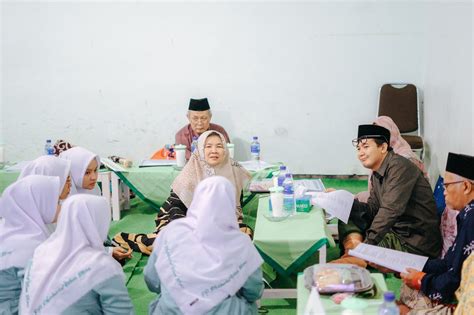 Rapat Proker Pengurus Pondok Pesantren Putri Khozinatul Ulum Blora