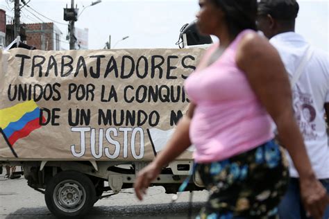 A Favor De Petro Trabajadores Marchar N En Su D A