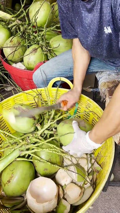 Amazing Coconut Cutting Skills Of Thailand Shorts Video Dailymotion