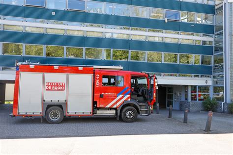 Brandweer Rukt Uit Voor Liftopsluiting Marum