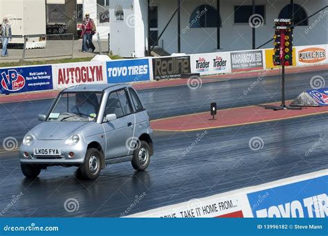 Electric car drag racing editorial photography. Image of gwiz - 13996182