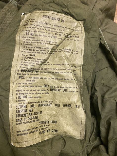 Vintage Us Military Army Intermediate Cold Weather Mummy Sleeping Bag