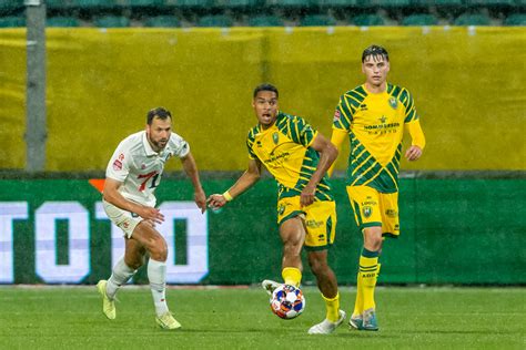 ADO Den Haag Verliest Onnodig Punten Tegen Hekkensluiter Telstar