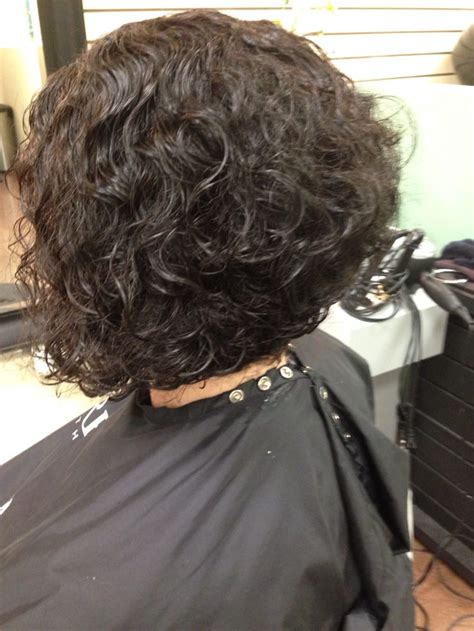 Super cute stacked inverted bob. Curly hair!! | Short stacked bob hairstyles, Stacked bob ...