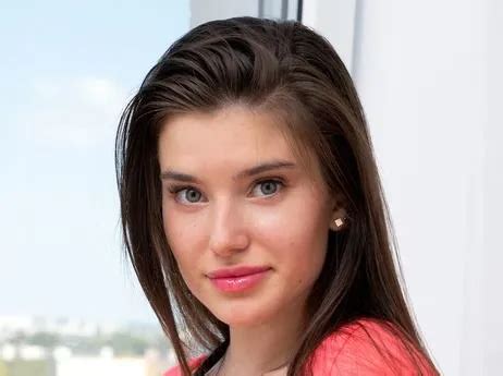 Stefany Kyler Biography Wiki Age Height Career Photos More Artofit