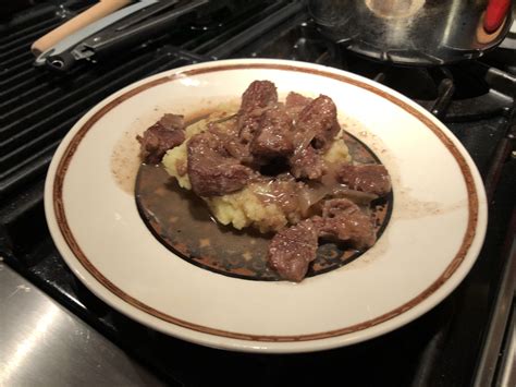 Week 7 Braising Beef Tips Red Wine Braise Over Mashed Potatoes R 52weeksofcooking