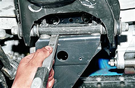 Сятие и замена нижних рычагов Ваз-2107 - Автолюбители