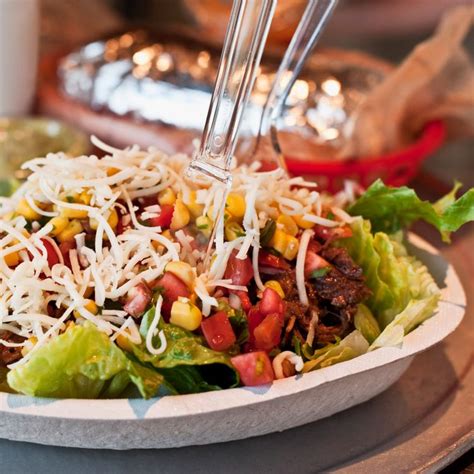 Dieticians Recommend Healthy Chipotle Bowls And Meals