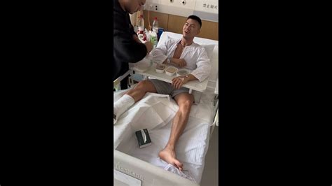 BL TikTok BL Cute gay couple 阿超去香港gay bar被人下東西迷暈把腿摔斷其後得到男友辣弟悉心照顧