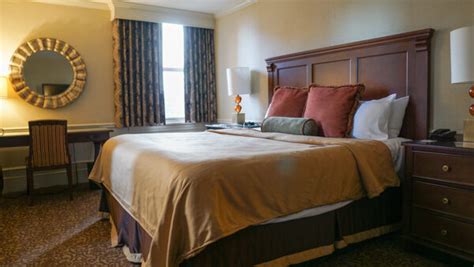 Omni William Penn Hotel Review - A Historical Ambiance