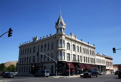 20 Reasons To Love Baker City The Queen City Of Eastern Oregon